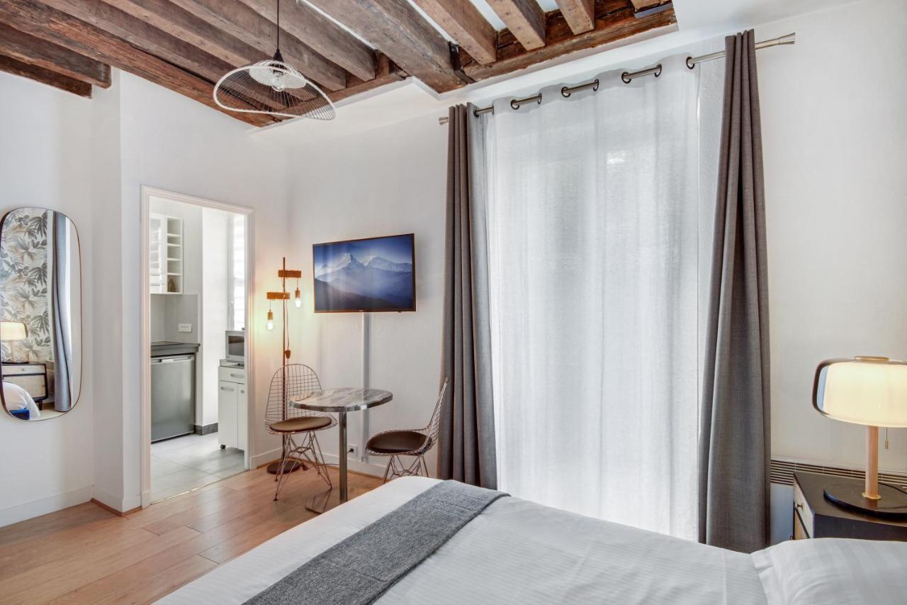 Apartment For Work In Center