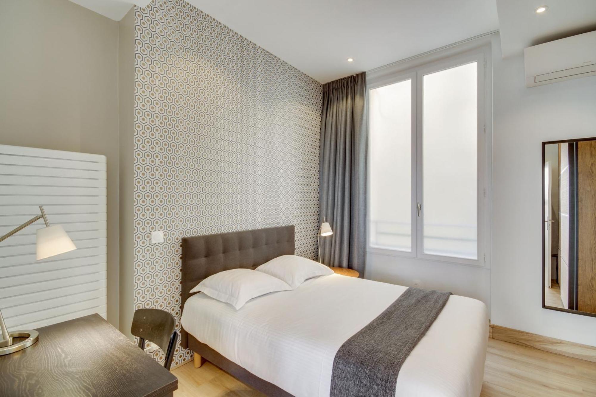 For Work In Center Apartment