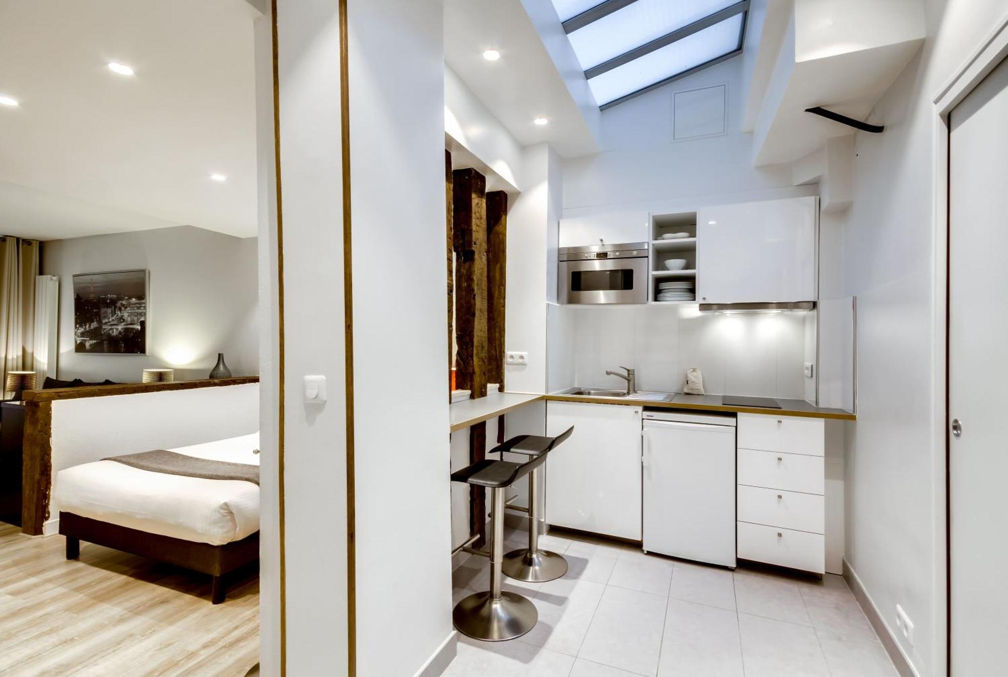 For Work In Center Apartment *