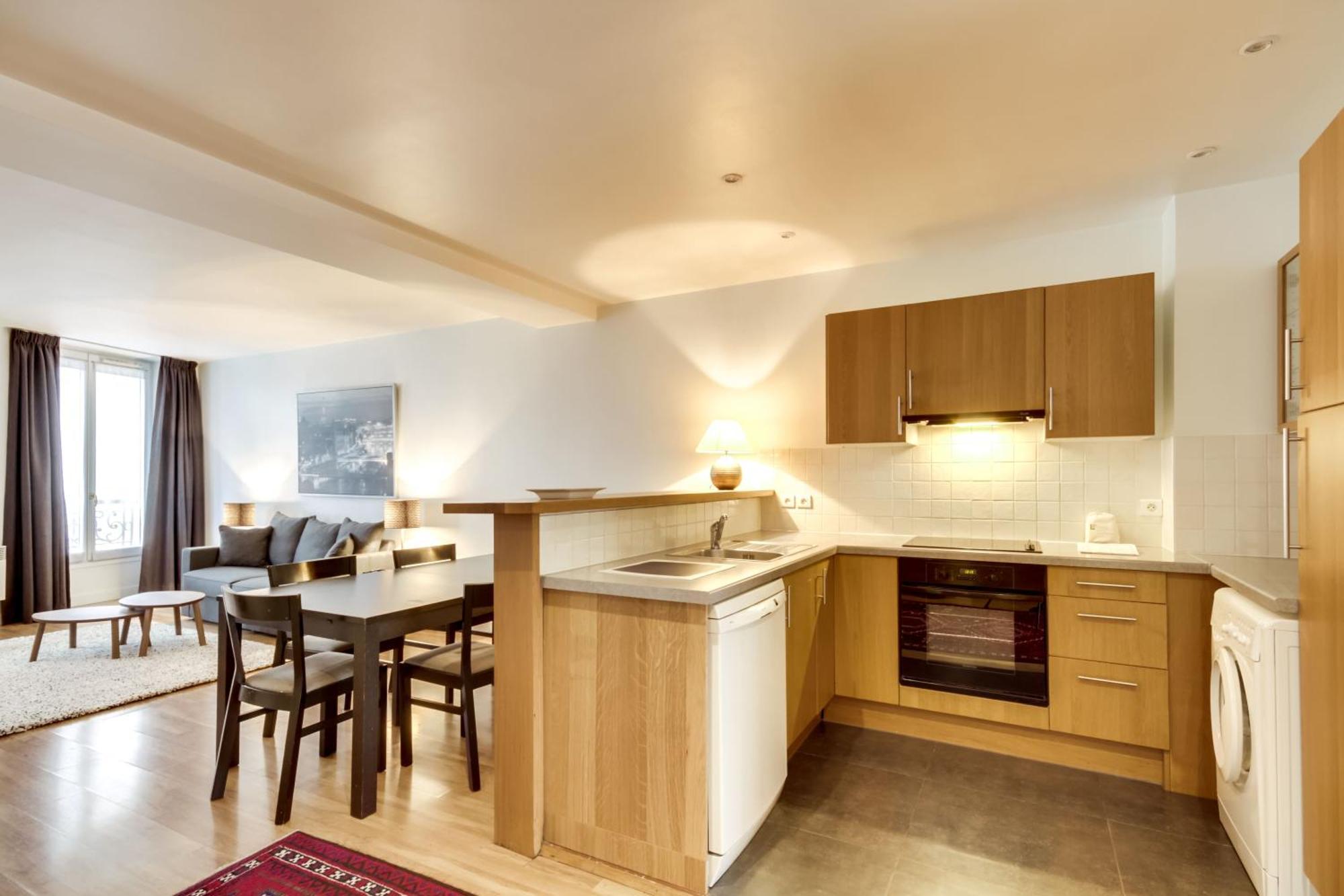 For Work In Center Apartment Paris